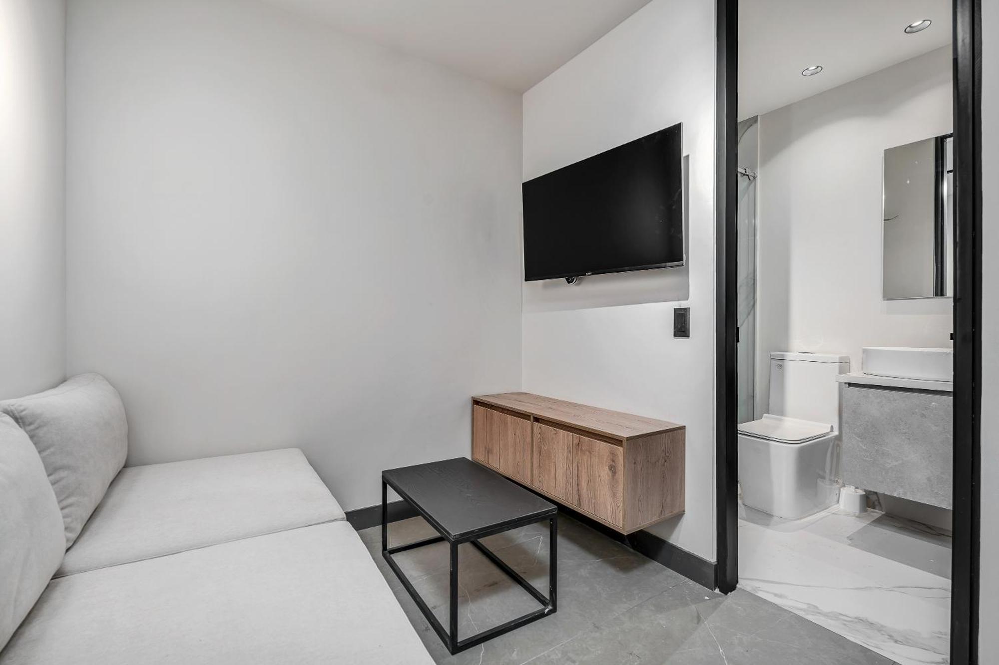 Apartamentos Housy Laureles Medellín Buitenkant foto
